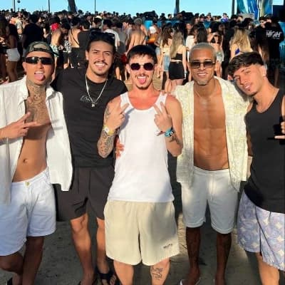 His five brothers. thumbnail