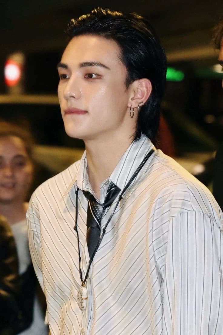 Hwang 𝑯𝒚𝒖𝒏𝒋𝒊𝒏 thumbnail