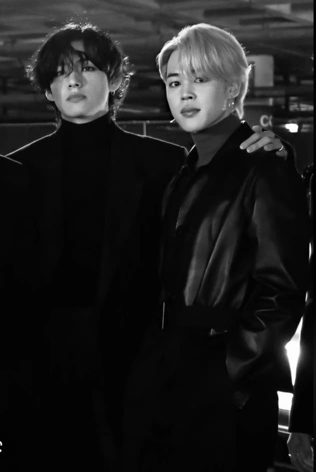 Vmin {mobsters,Alphas lupus } thumbnail