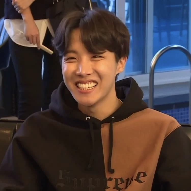 Jung ho-seok thumbnail