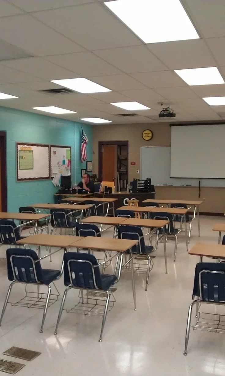 School thumbnail