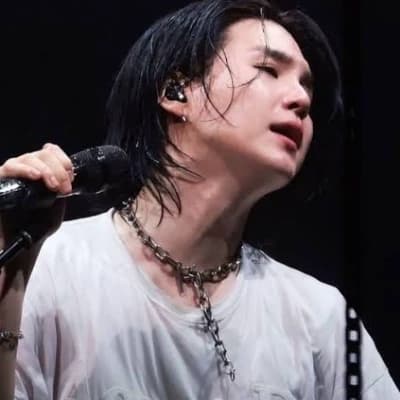 Min Yoongi (Suga) thumbnail