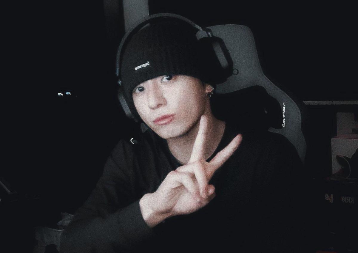 Jeon Jungkook thumbnail