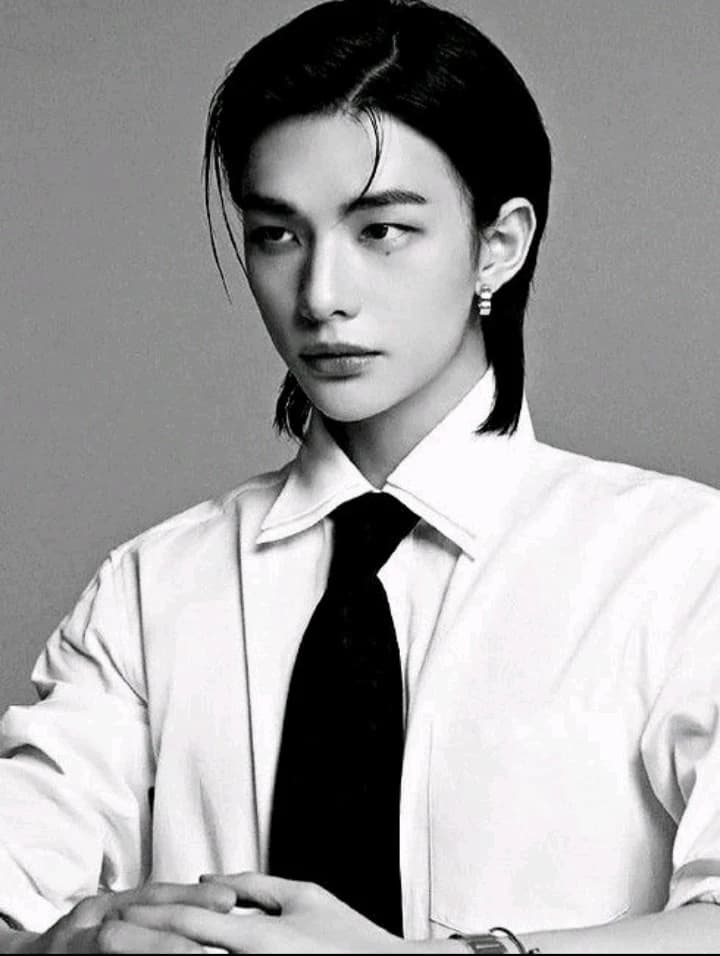 Hwang hyunjin thumbnail