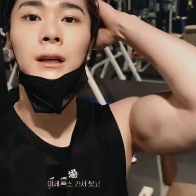 Moonbin thumbnail