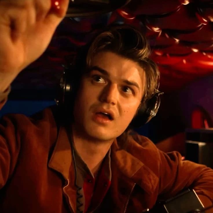 | 🌛 | Steve Harrington thumbnail