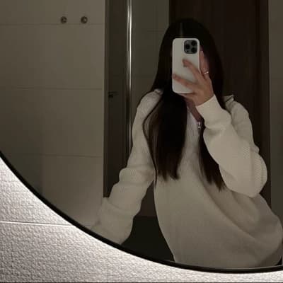 Becoming She - Once a Man, Now a Woman thumbnail