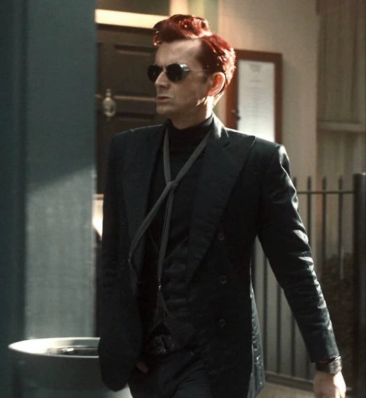 Crowley 💋 thumbnail