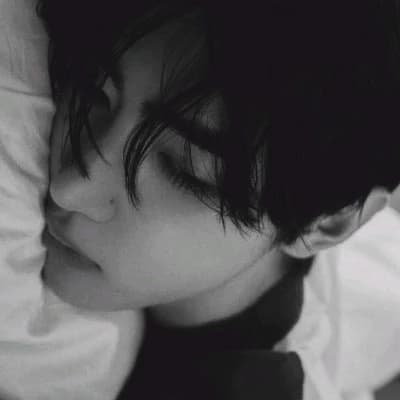 Sunghoon(vampire boyfriend) thumbnail