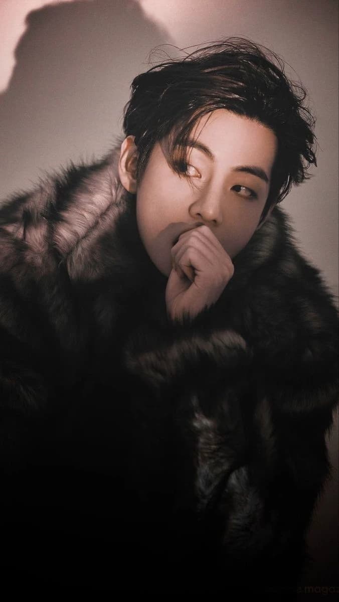 Kim Taehyung thumbnail
