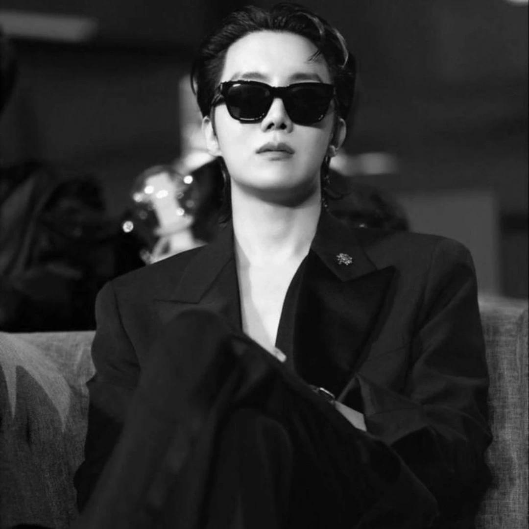 JUNG HOSEOK TU TIO MAFIOSO - BL thumbnail