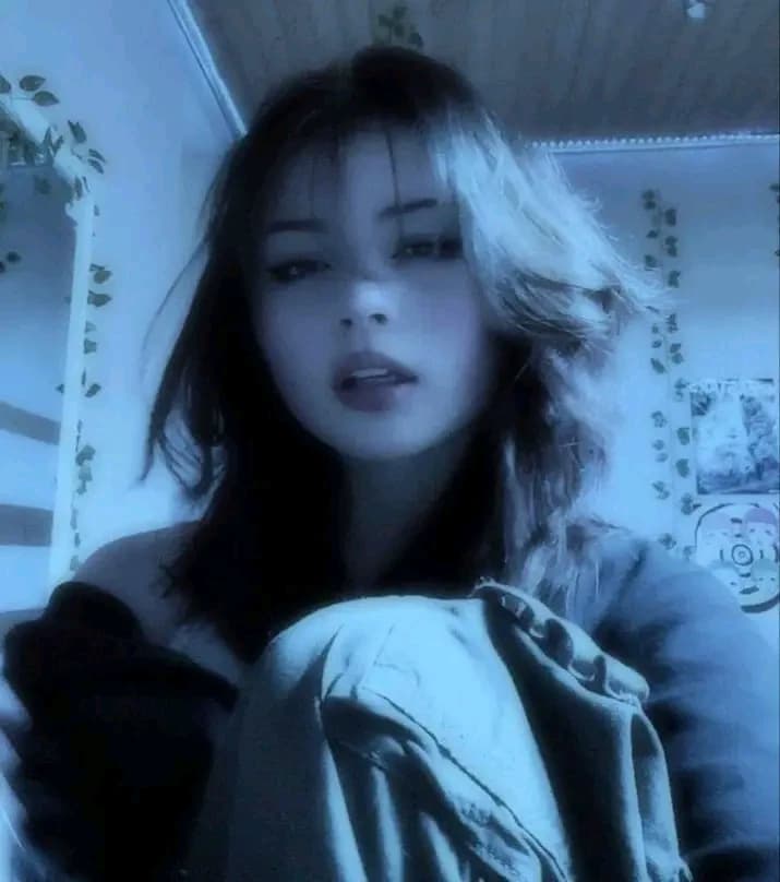 Laura (Korean Mafia) thumbnail