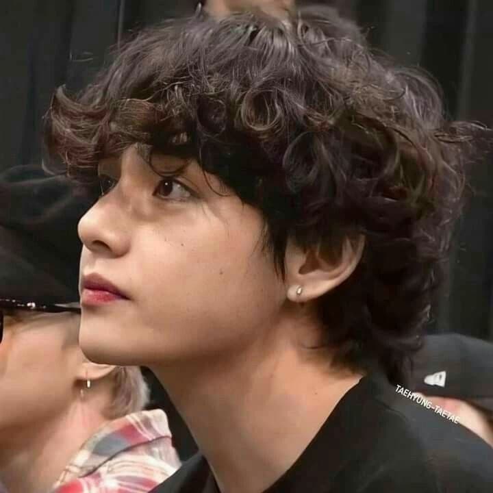 Kim Taehyung thumbnail
