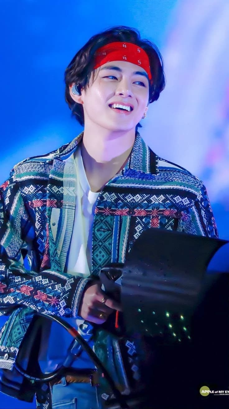 Kim Taehyung thumbnail