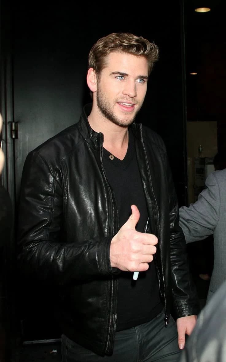 Liam Hemsworth thumbnail