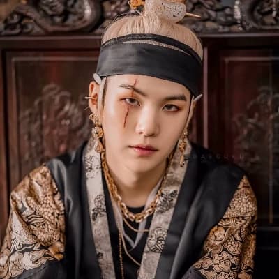 Mín Yoongi thumbnail
