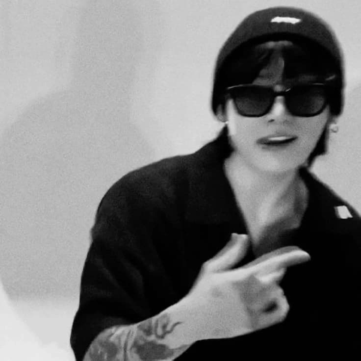 Jeon Jungkook thumbnail