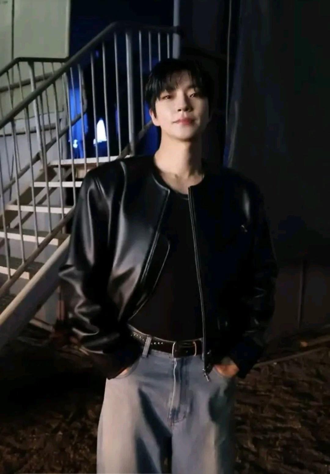 Hwang in yeup thumbnail