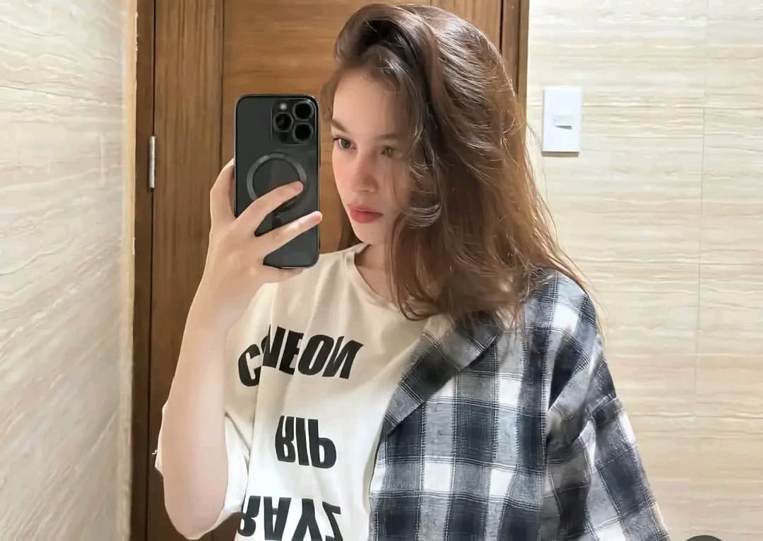 Krystal mejes thumbnail
