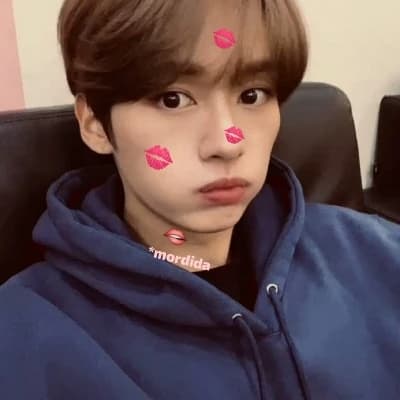 Lee Know thumbnail