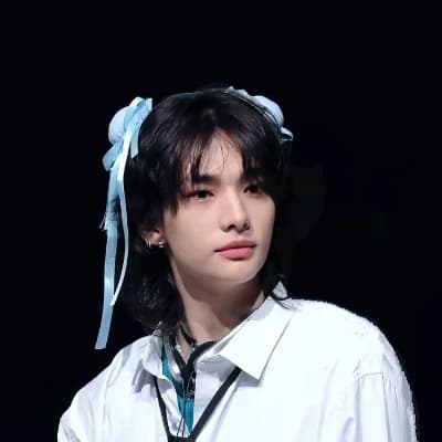 Hyunjin thumbnail