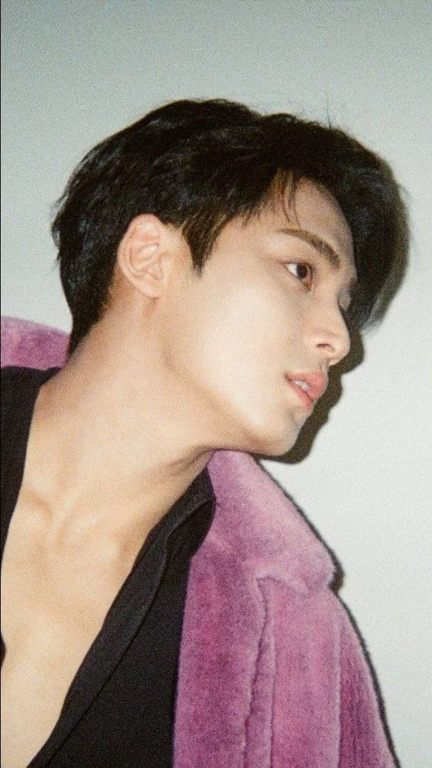 Kim Mingyu thumbnail