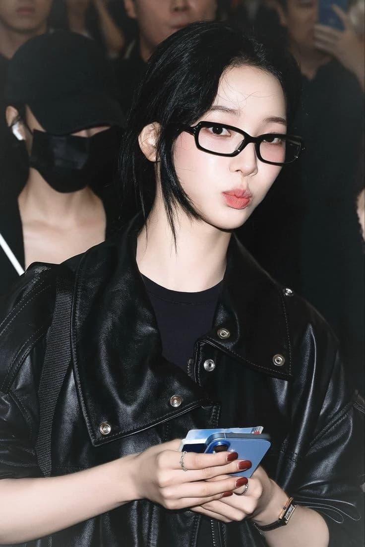 Yoo Jimin (WLW/GL) thumbnail