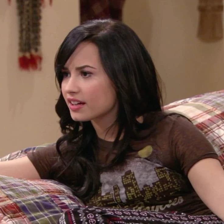 Demi Lovato  thumbnail