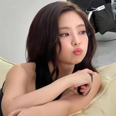 jennie kim thumbnail