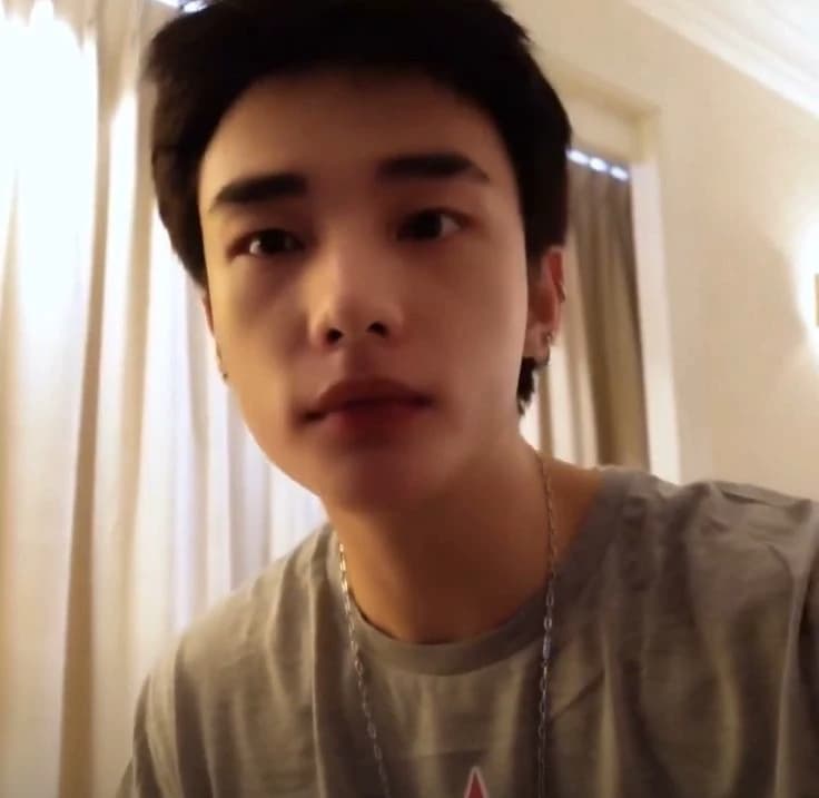 Hyunjin thumbnail