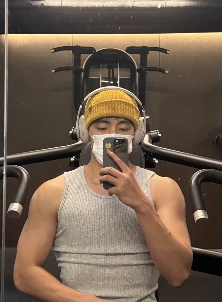 Taehyung  thumbnail