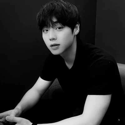 Park Jihoon ‘ 🕸️ thumbnail