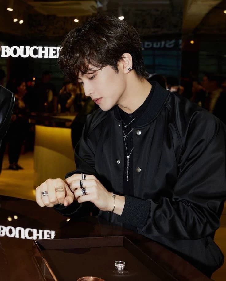 Markhyuck -mark lee thumbnail