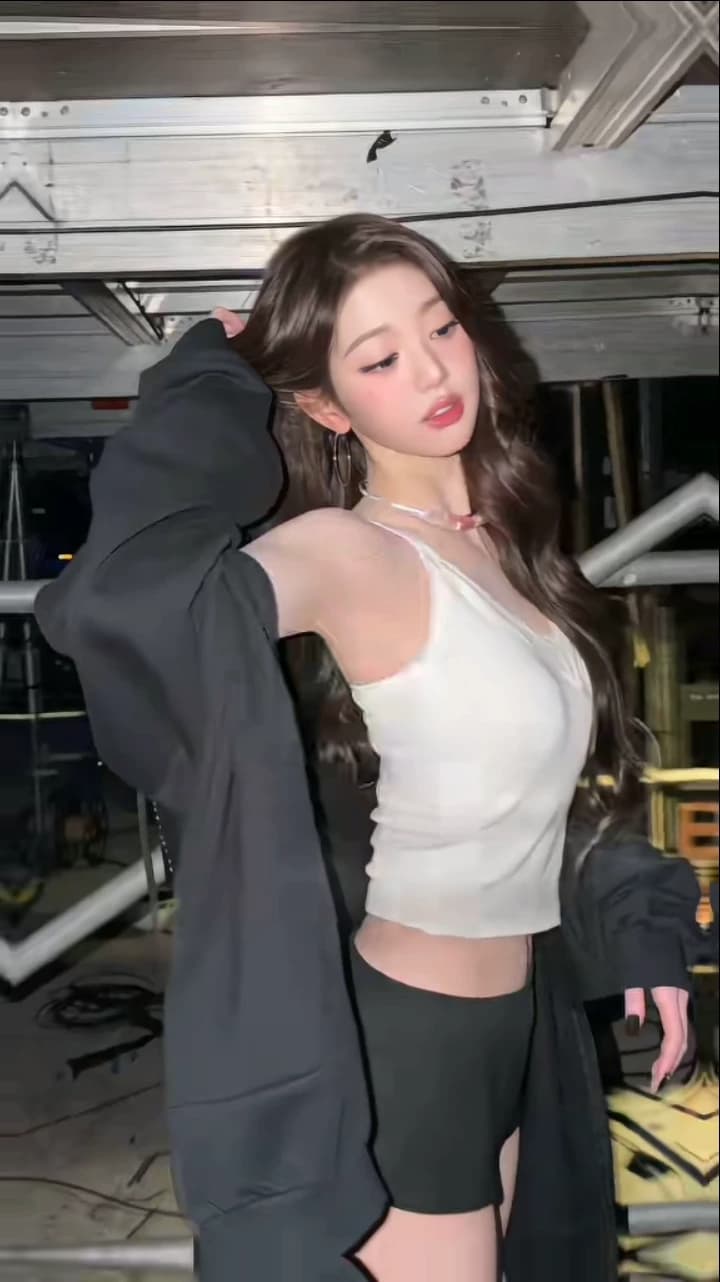 Jang Wonyoung thumbnail