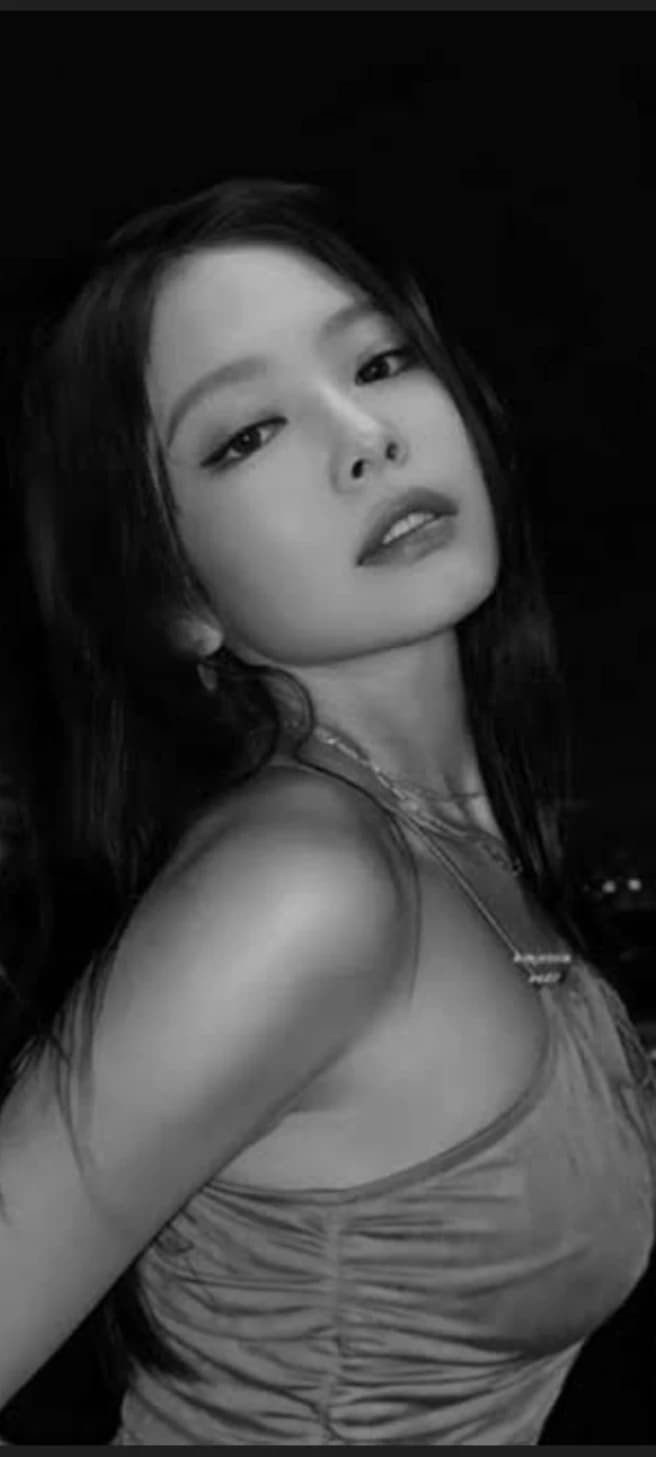 Jennie thumbnail
