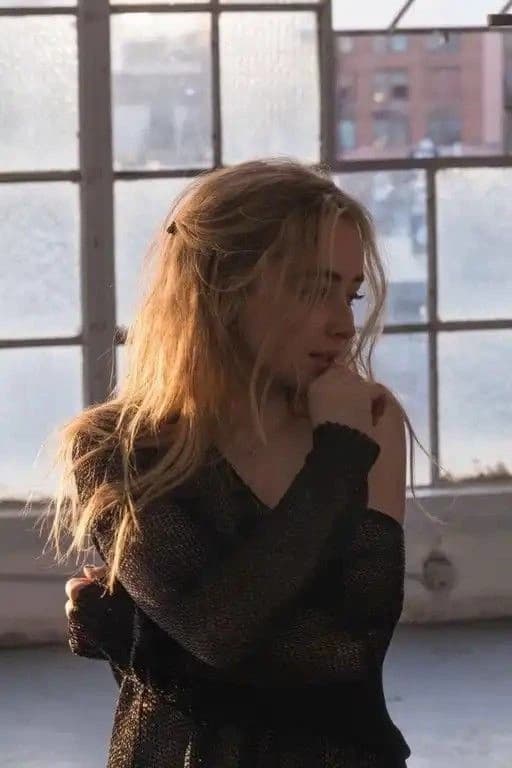 Sabrina Carpenter thumbnail