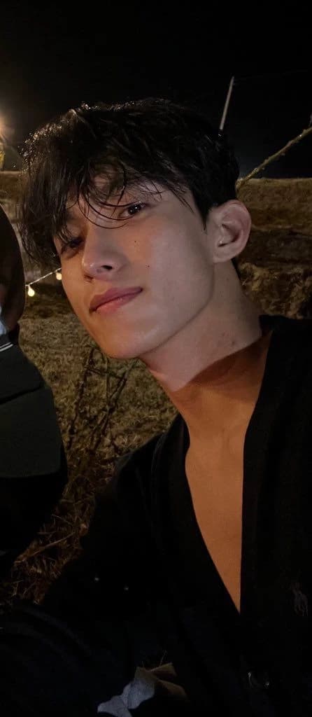 Dokyeom thumbnail