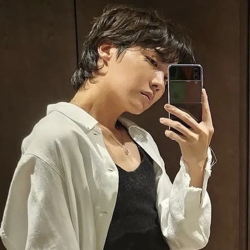 Jung ho-seok  thumbnail