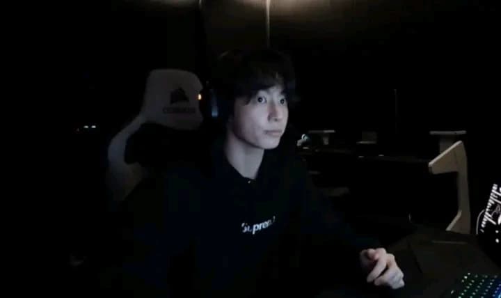 Jeon Jungkook thumbnail