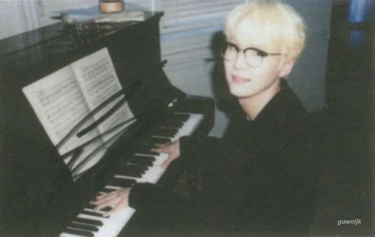 Min Yoongi thumbnail