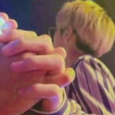 Suga thumbnail
