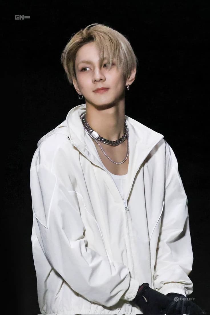 Yang Jungwon  thumbnail