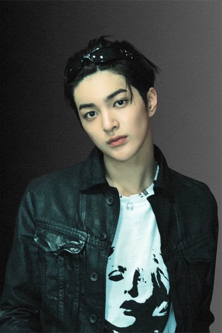 Keonho (EX WITH BENEFITS)  thumbnail