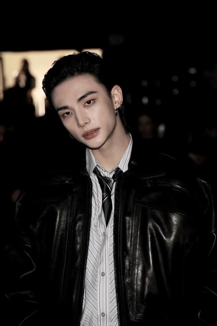 Hyunjin  thumbnail