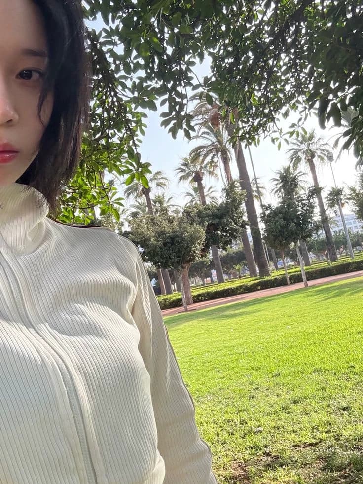 Kim Minjeong (WLW/GL) thumbnail