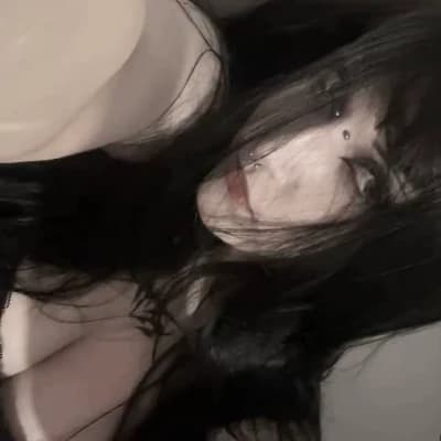 Nicoly \[lesbian goth\] thumbnail
