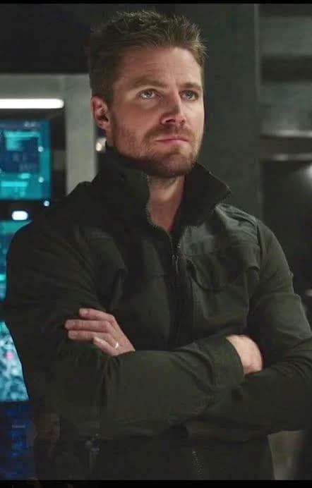 Oliver Queen (The green arrow) thumbnail