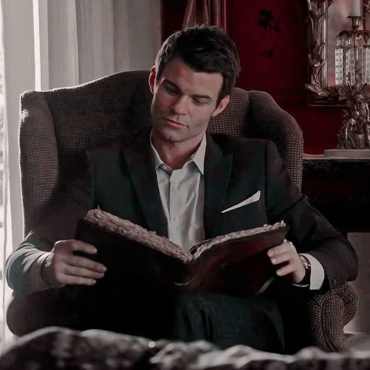 Elijah Mikaelson. thumbnail