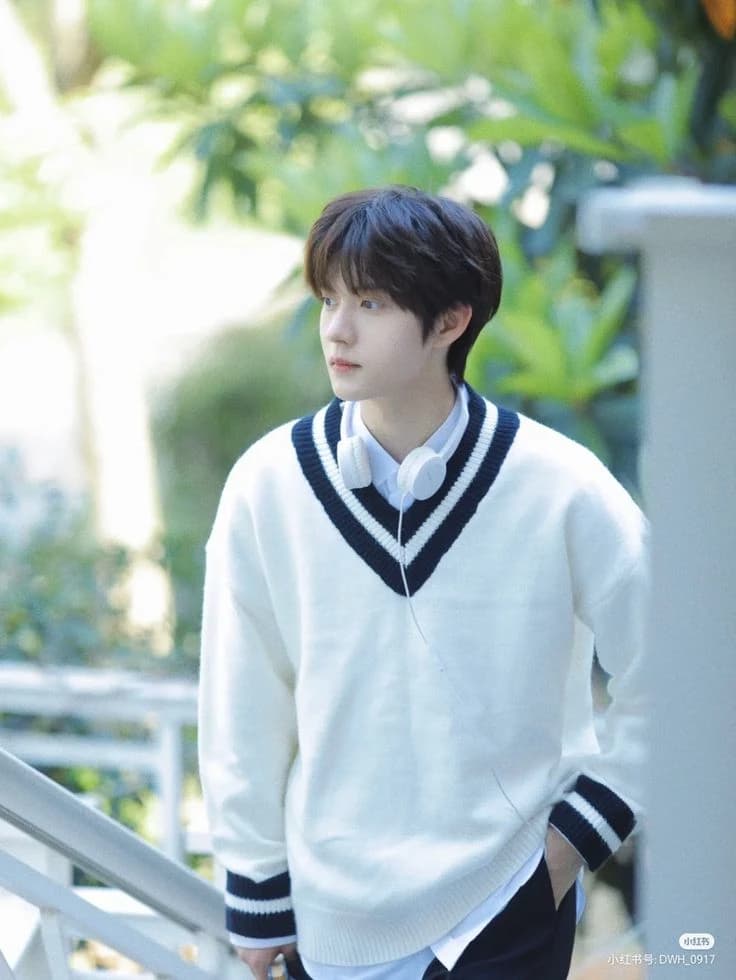 Xiao Zhan thumbnail