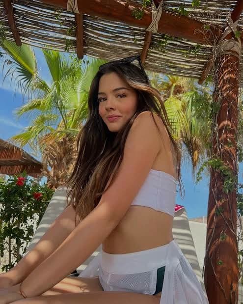 Ana Sofi W thumbnail